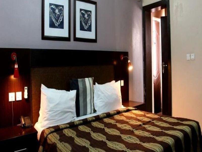 Berkshire Hotel Asokoro Abuja Extérieur photo