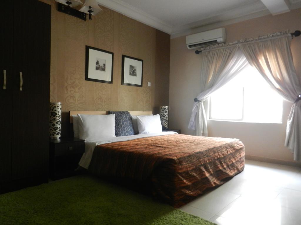 Berkshire Hotel Asokoro Abuja Chambre photo